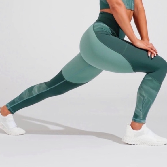 Buffbunny Collection Pants - buffbunny journey avo green✨✨